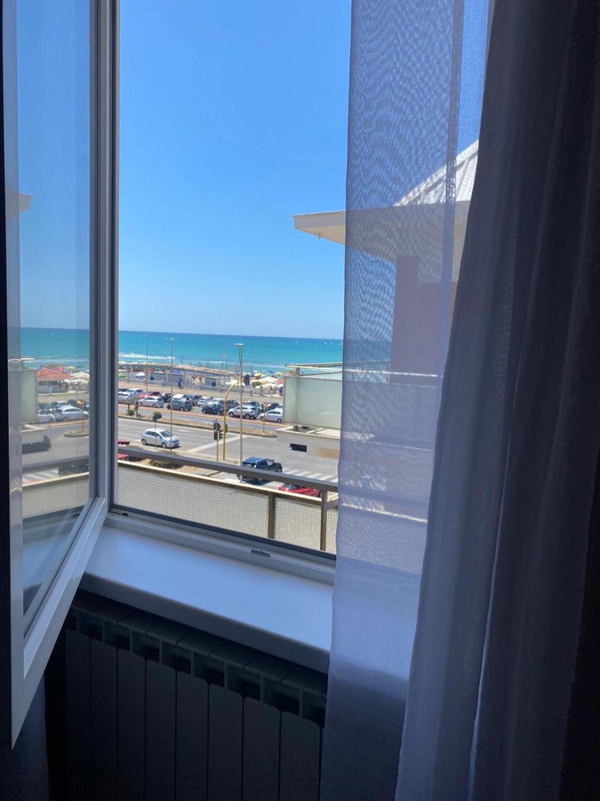 Apartment Sea View Lido di Ostia